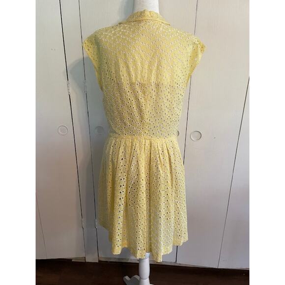 Betsey Johnson NWT Summer Button Front Yellow Eyelet Dress Cap Sleeve Size 14‎ - Picture 4 of 7
